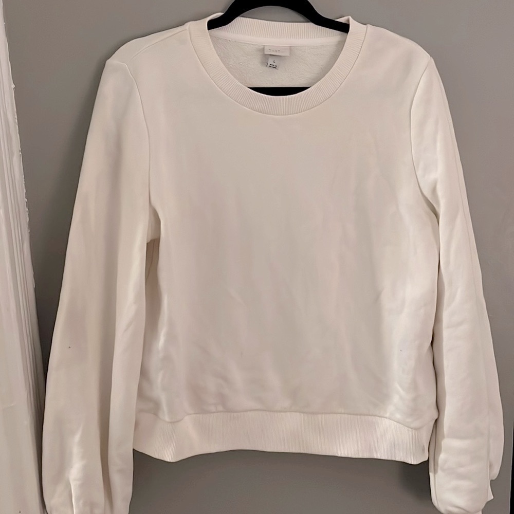A NEW DAY CREAM CREWNECK WITH PUFFY SLEEVES